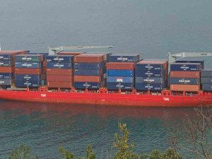 Kastamonu Açıklarında Sürüklenen Yük Gemisi Karaya Oturdu