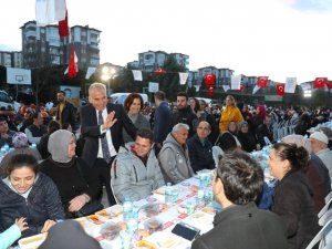 Denizlililer, Büyükşehirin Mahalle İftarlarında Buluşuyor