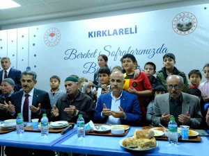 Bakan Kirişci, Depremzedeler İle İftarda Buluştu