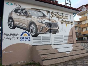 Trafo Binası Togg Ve Kızılelma İle Süslendi