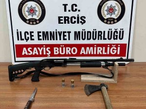 Van’da Değişik Suçlardan 20 Kişi Tutuklandı