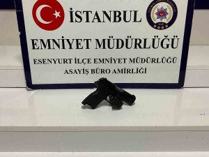 Aracının Tavanından Defalarca Ateş Eden Şahıs Yakalandı