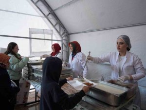 Bilecik’te Ramazan Ayında Paylaşma Ve Dayanışma Geleneği Sürüyor