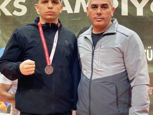 Dilovası Belediyespor’un Genç Sporcusu Türkiye 3’üncüsü Oldu