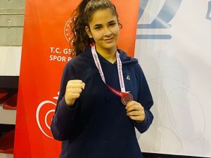 Salihlili Nisrem Uçar, Kick Boksta Türkiye İkincisi Oldu