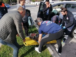 Manavgat’ta Trafik Kazası: 1’i Çocuk 2’si Kadın 3 Kişi Yaralandı