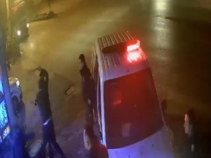 Güvenlik Kamerası Herşeyi Kaydetti, Arkadaşlarına Silah Doğrultan Sanığa 7 Yıl Hapis