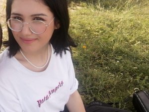 18 Yaşındaki Genç Kızdan 24 Saattir Haber Alınamıyor