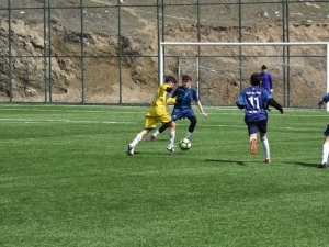 Elazığ’da Okul Sporları Futbol Müsabakaları Başladı