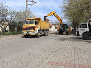Nazilli’de Yol Sorununa Neşteri Başkan Özcan Vurdu