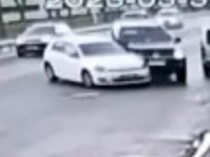 Batman’da Trafik Kazası Güvenlik Kamerasına Yansıdı