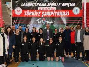 Okul Sporları Gençler Badminton Türkiye Şampiyonası Başladı