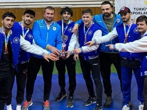 Etü’lü Güreşçilerden Büyük Başarısı