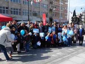 "Dünya Otizm Farkındalık Günü" Etkinliklerinde Çocuklar Doyasıya Eğlendi