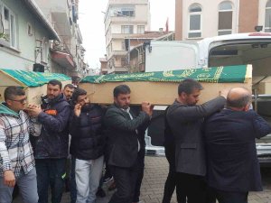 Aileler Arasındaki "Kız İsteme" Kavgasında Ölen Amca Ve Yeğeni Defnedildi