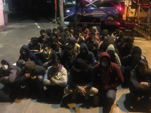 Kocaeli’de 25 Düzensiz Göçmen Yakalandı