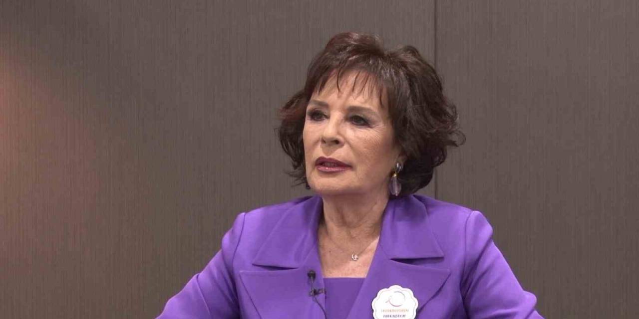 Hülya Koçyiğit Kanserle Mücadele Geçmişini Anlattı