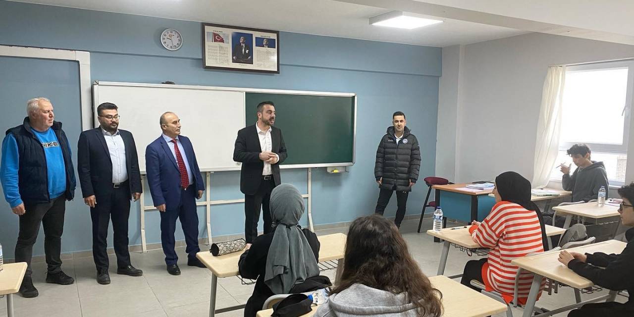 Kestel Belediyesi’nden Lise Ve Üniversite Adaylarına Deneme Sınavı