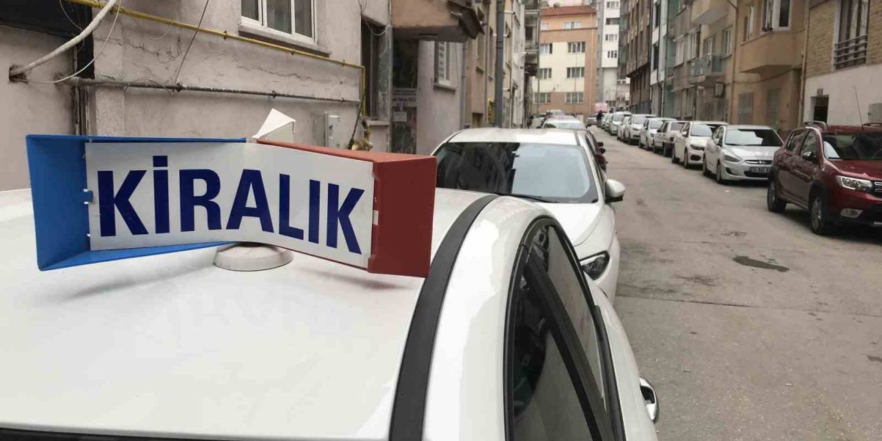 Bayram Öncesinde Oto Kiralama Dolandırıcılarına Dikkat