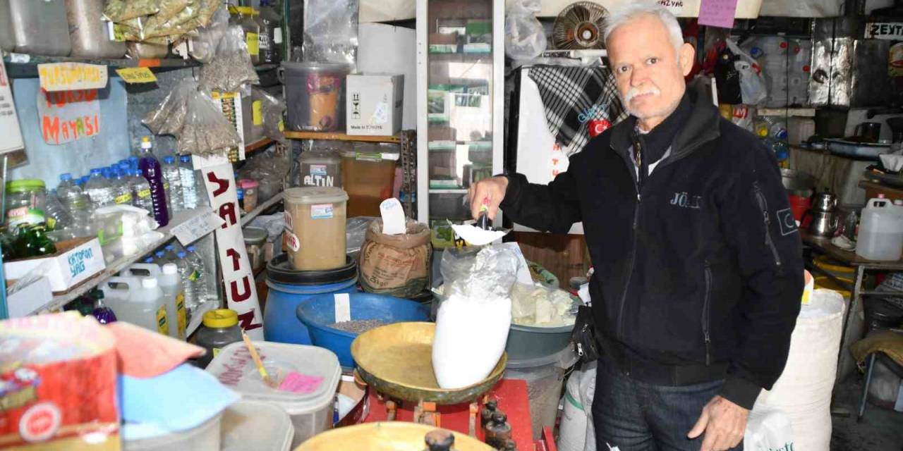 Üç Kuşaktır Ayakta Olan Ticarethane 56 Yıldır Aynı Adreste Hizmet Veriyor