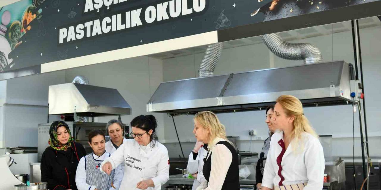 Çikolata Yapımı Kursunda Eğitim Alan Vatandaşlar 3 Ayın Sonunda İstihdam Ediliyor