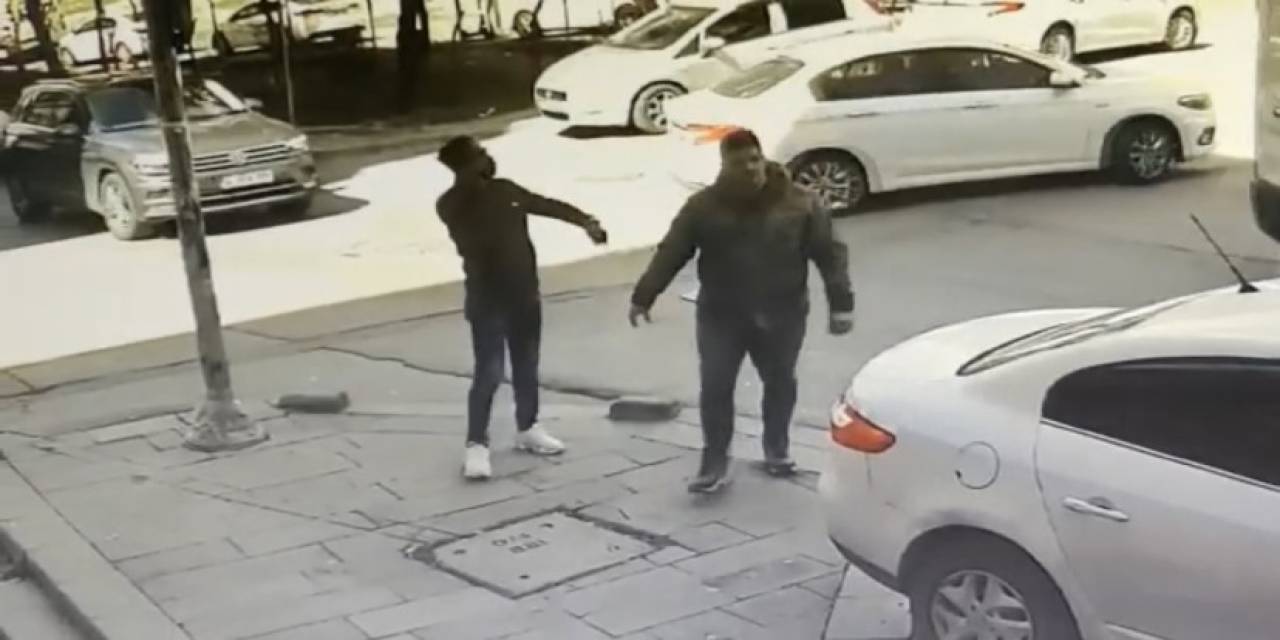 İstanbul’da Film Gibi Olay: Polis Süsü Verip 17 Bin Dolarını Çaldılar
