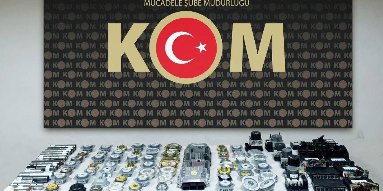 Edirne’de Gümrük Kaçağı Ürünler Ele Geçirildi