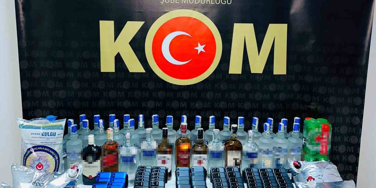 Edirne’de Kaçak Ürünleri Vücutlarına Saran Şüpheliler Yakayı Ele Verdi