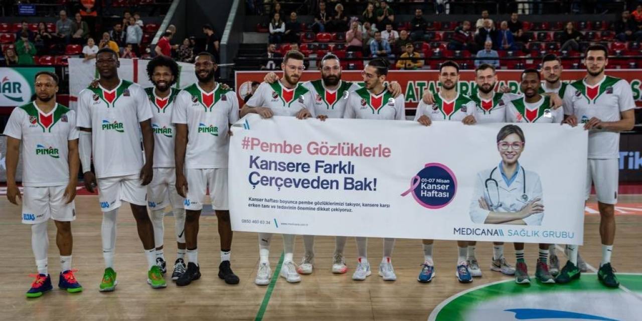 Pınar Karşıyakalı Basketbolcular Kansere Karşı Pembe Gözlük Taktı