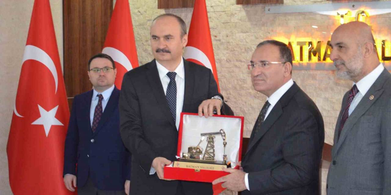 Adalet Bakanı Bozdağ, Batman Valiliğine Ziyarette Bulundu