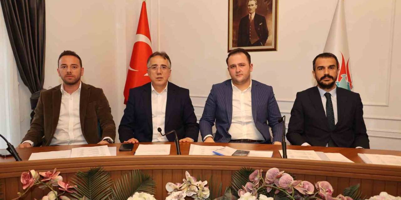 Belediye Meclisi Toplandı