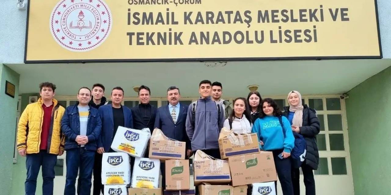 Liselilerden Depremzedelere Ramazan Kolisi