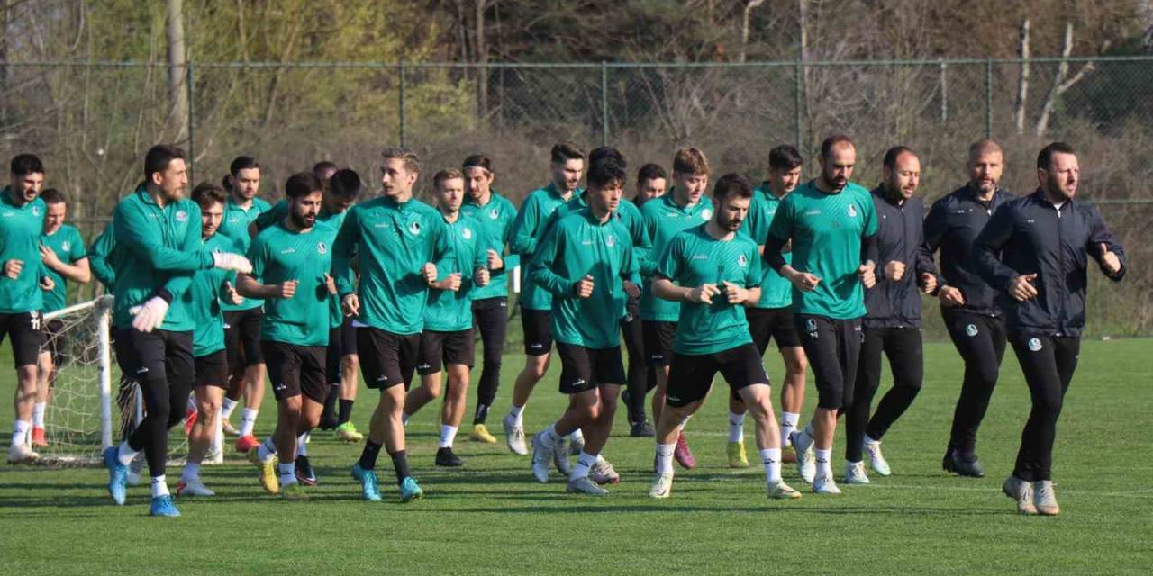 Sakaryaspor: "tff’den İvedilikle Altay-sakaryaspor Maçının Var Kayıtlarını Açıklamasını Talep Ediyoruz"