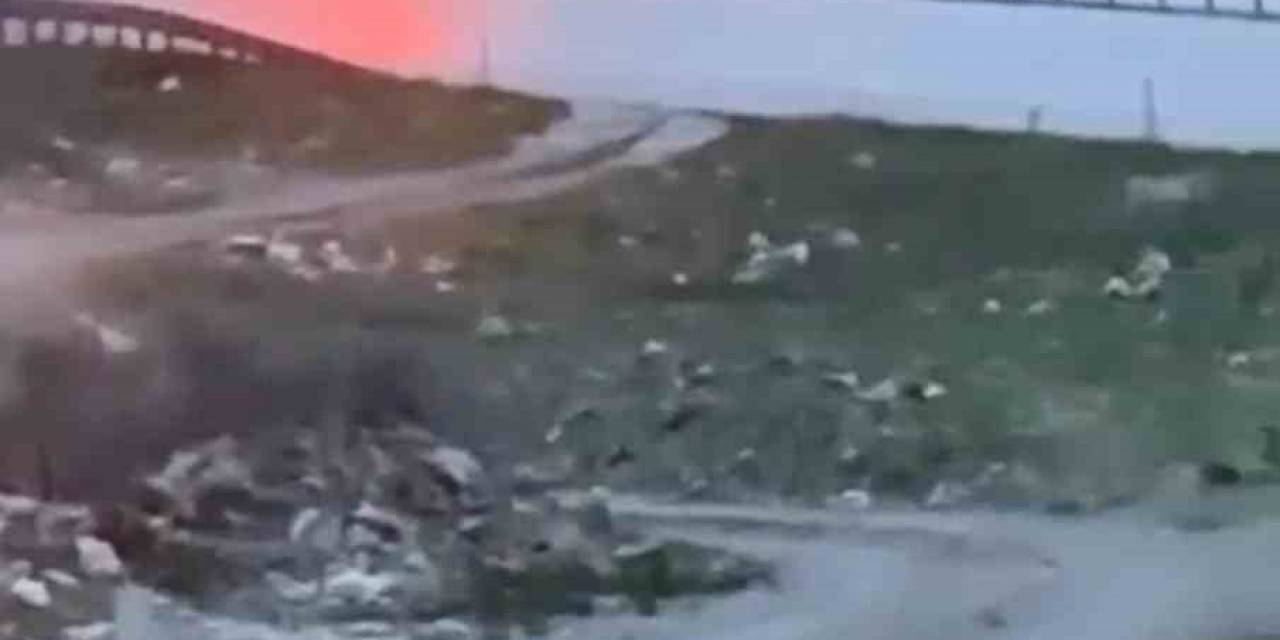 Devrilen Bulgaristan Plakalı Tır Alev Alev Yandı, 2 Kişi Hayatını Kaybetti
