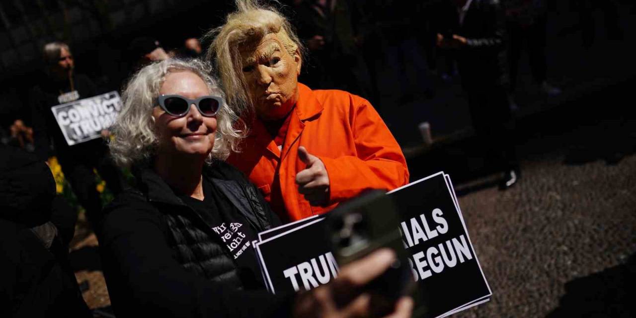 Trump Hakim Karşısında: Hakkındaki 34 Suçlamayı Reddetti