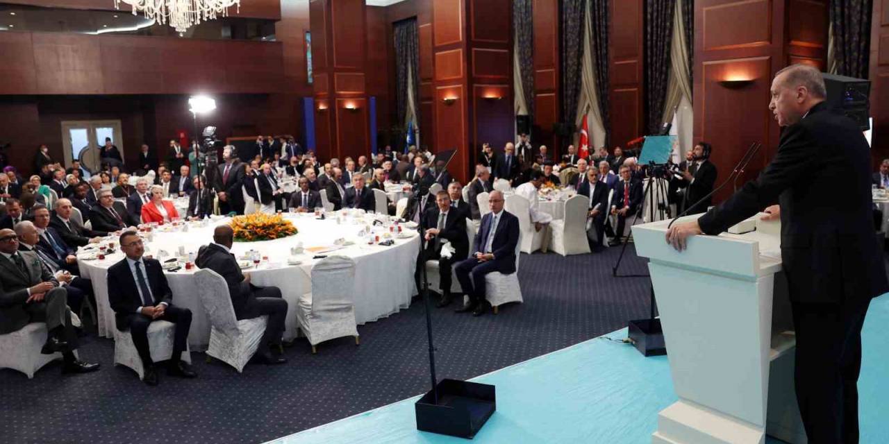 Cumhurbaşkanı Erdoğan, Büyükelçilerle İftar Programında Konuştu