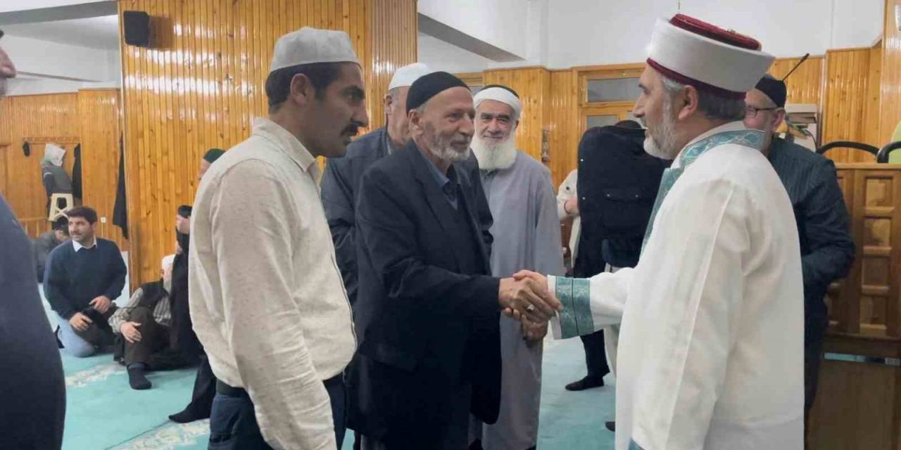 Ramazan Geceleri Cami Ve Cemaat Buluşmaları Devam Ediyor