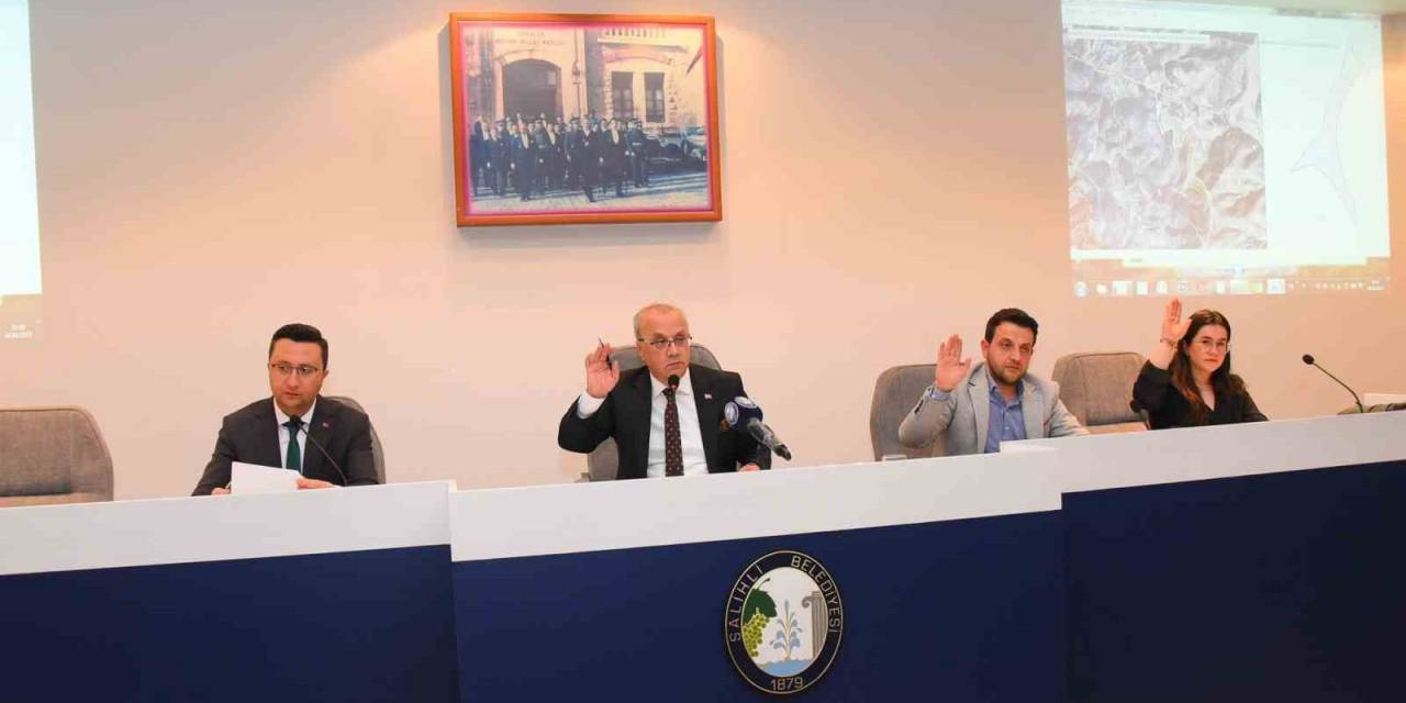 Salihli’de 3 Şehidin İsmi Köprü Ve Parka Verildi