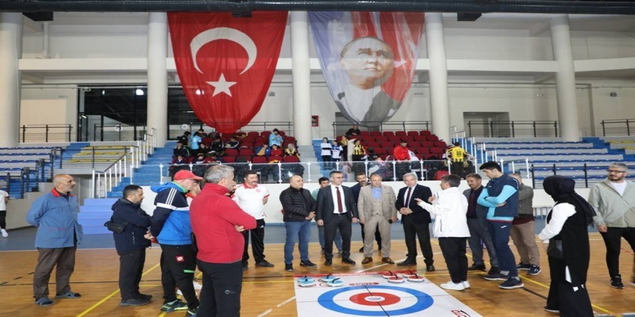 Ağrı’da Curling Müsabakaları Başladı