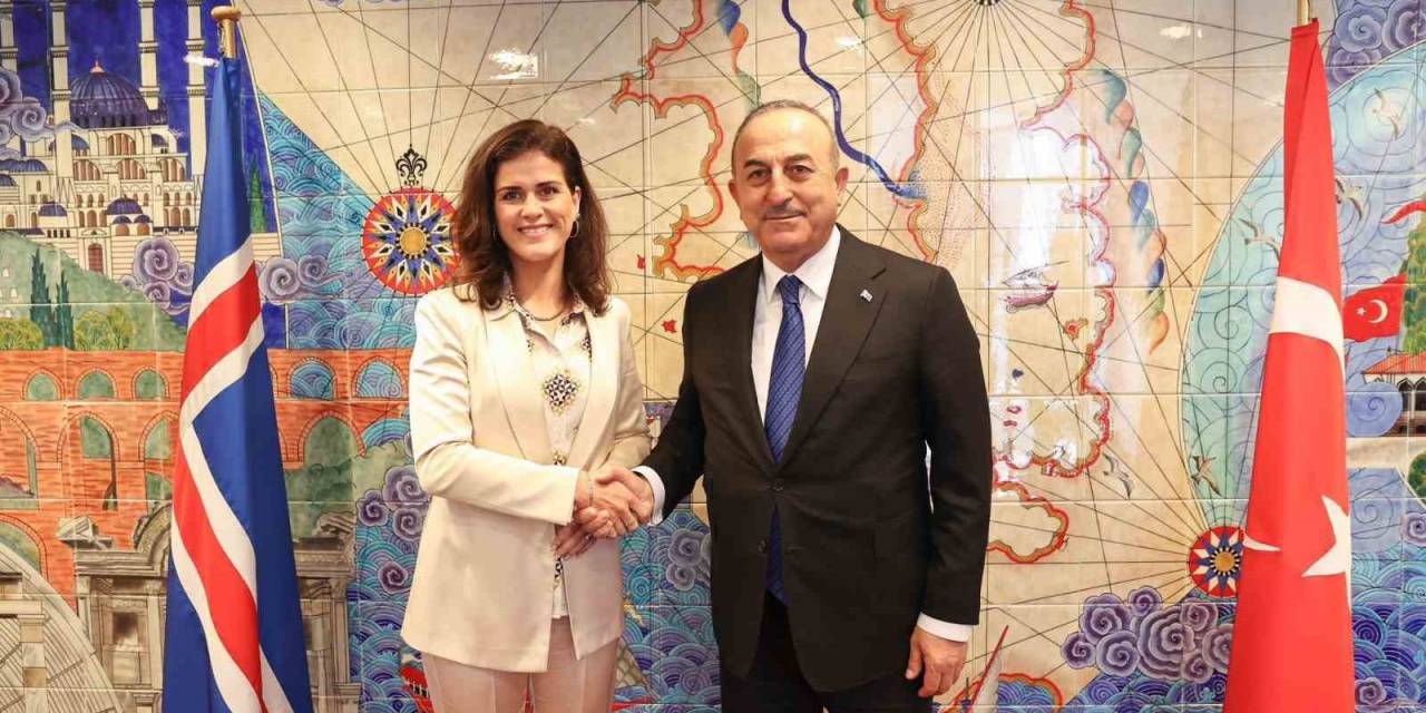 Bakan Çavuşoğlu İzlandalı Mevkidaşı İle Görüştü