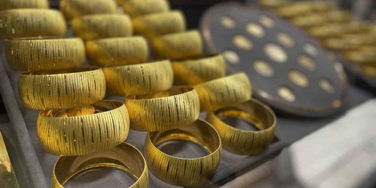 Ons Altın Son 1 Yılın En Yüksek Seviyesinde