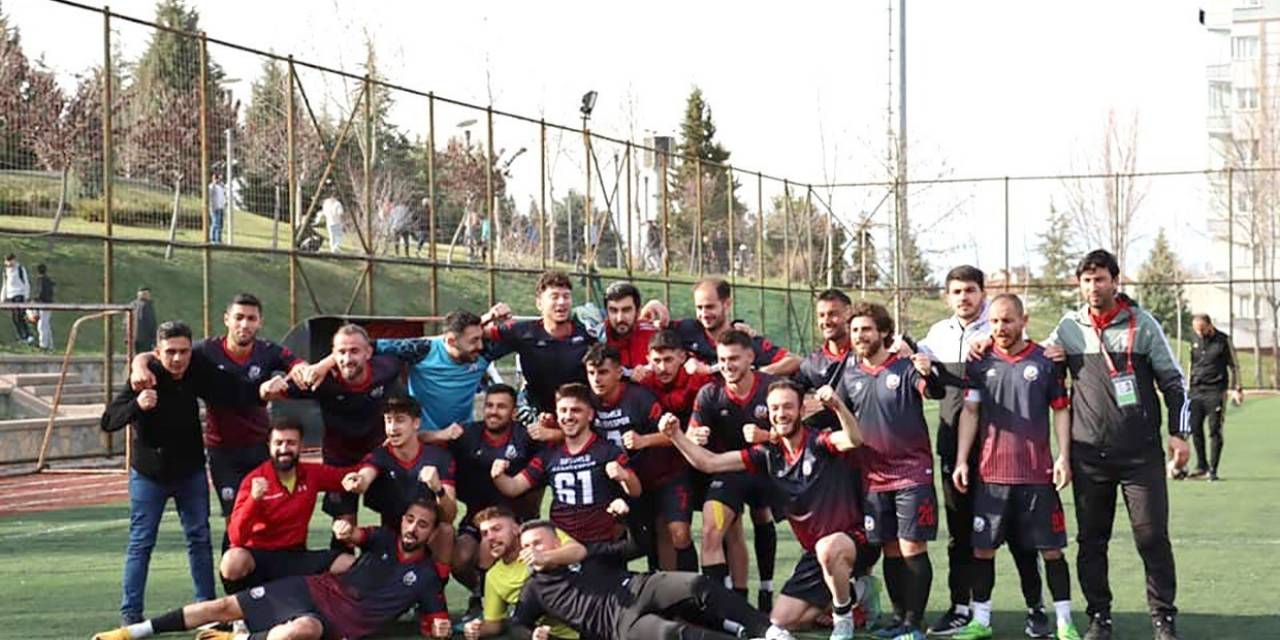 Sungurlu Belediyespor Şampiyonluğunu İlan Etti