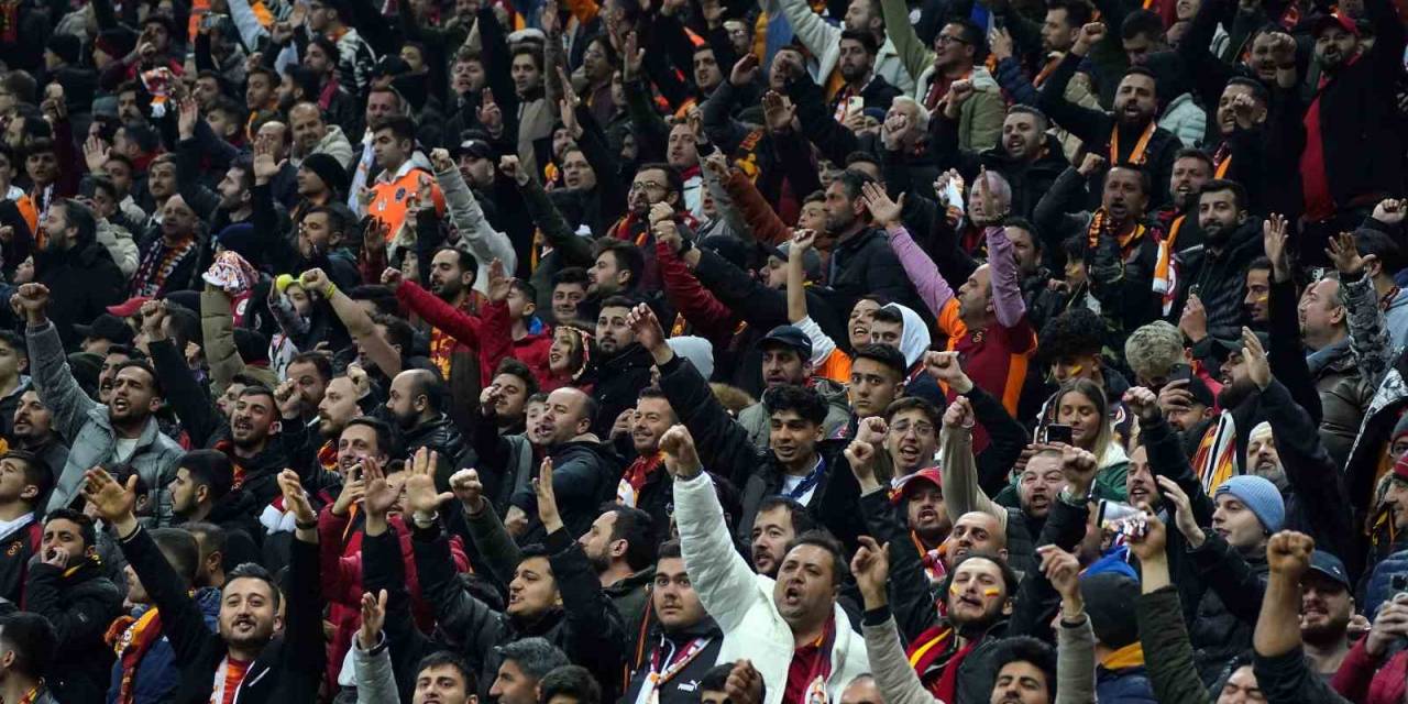 Galatasaray - Medipol Başakşehir Maçını 31 Bin 629 Taraftar İzledi