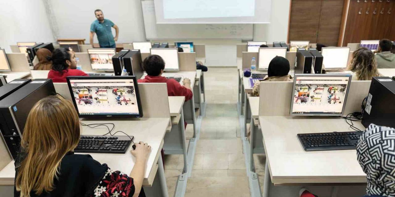 İibf’nin 3 Bölümü, 3 Yıl Süreyle Akredite Edildi