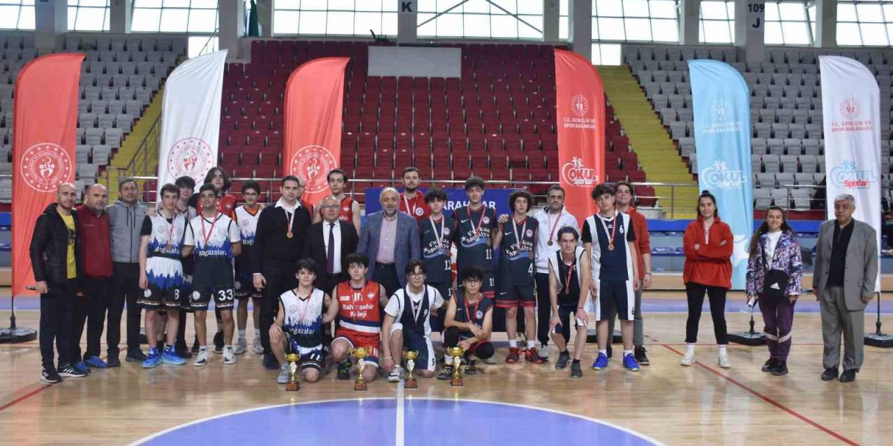 Afyonkarahisar’da 3x3 Basketbol Müsabakaları Tamamlandı