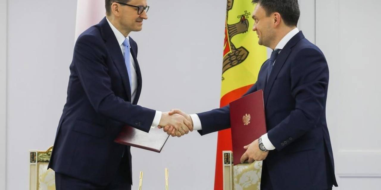 Polonya Başbakanı Morawiecki: "rusya, Moldova Hükümetini Tehdit Ediyor"