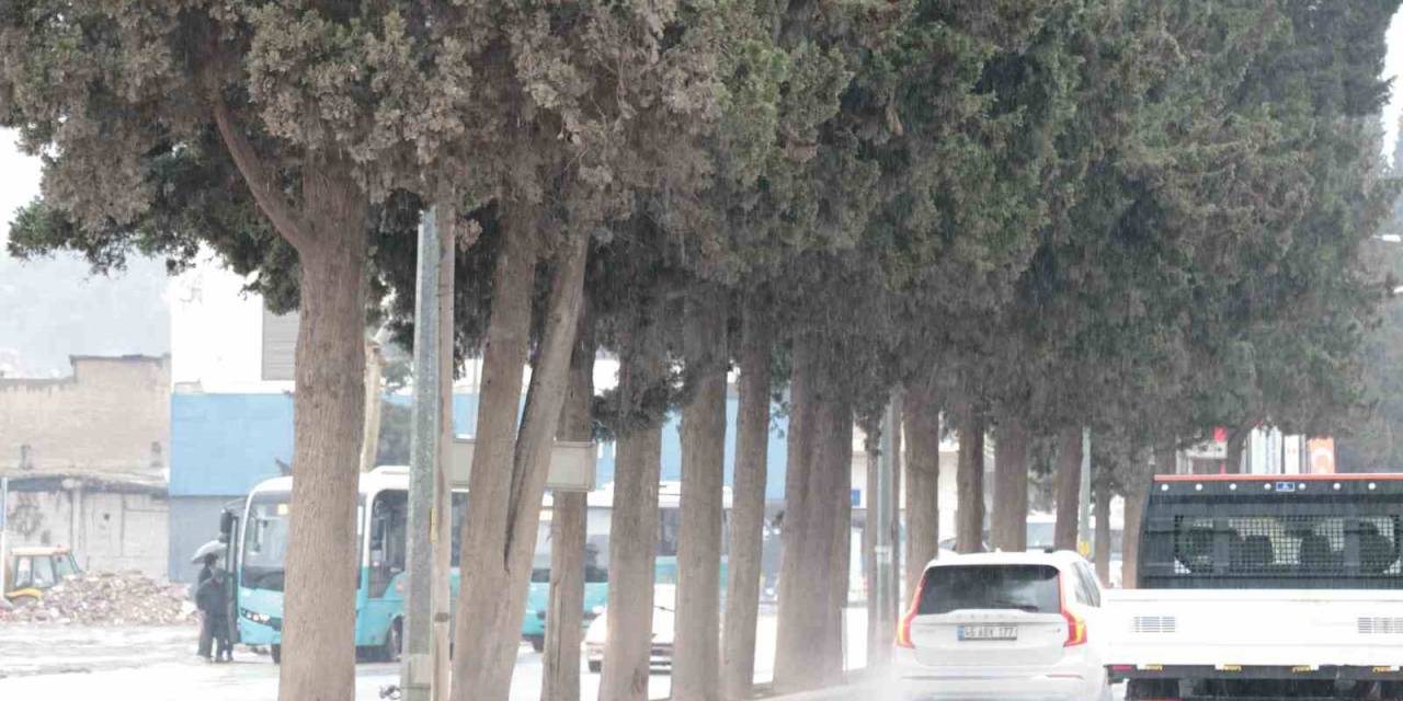 Kahramanmaraş’ta Sağanak Yağış Etkili Oldu