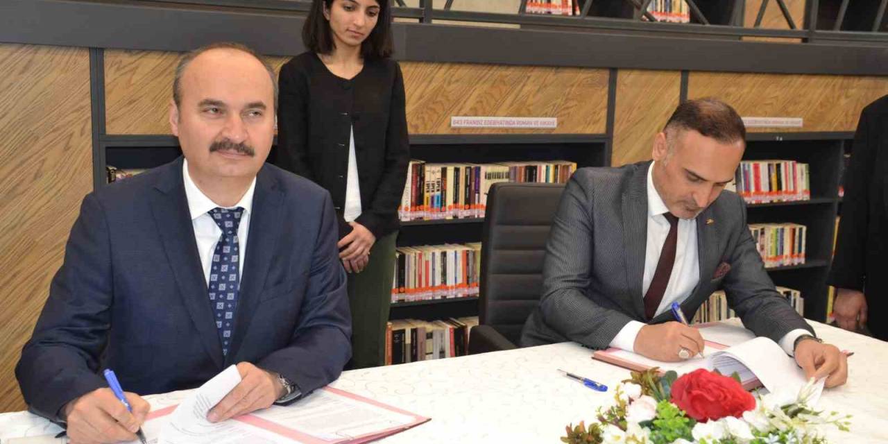 Batman’a Seattle Model Kütüphane