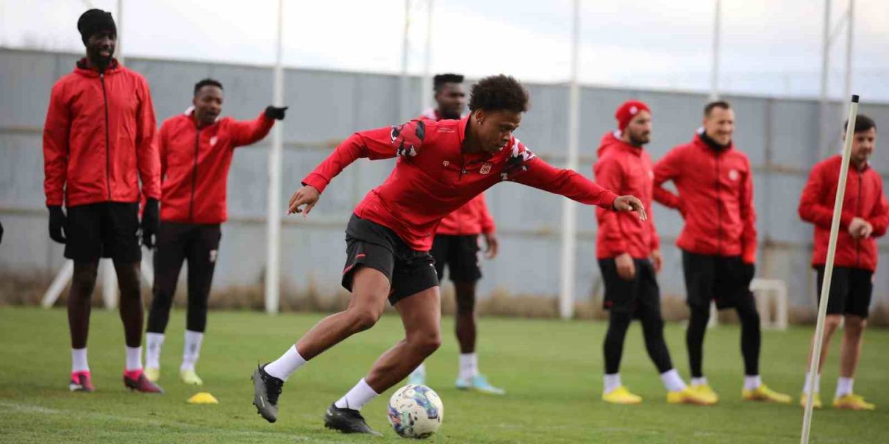 Sivasspor Galibiyet İçin Hazırlanıyor