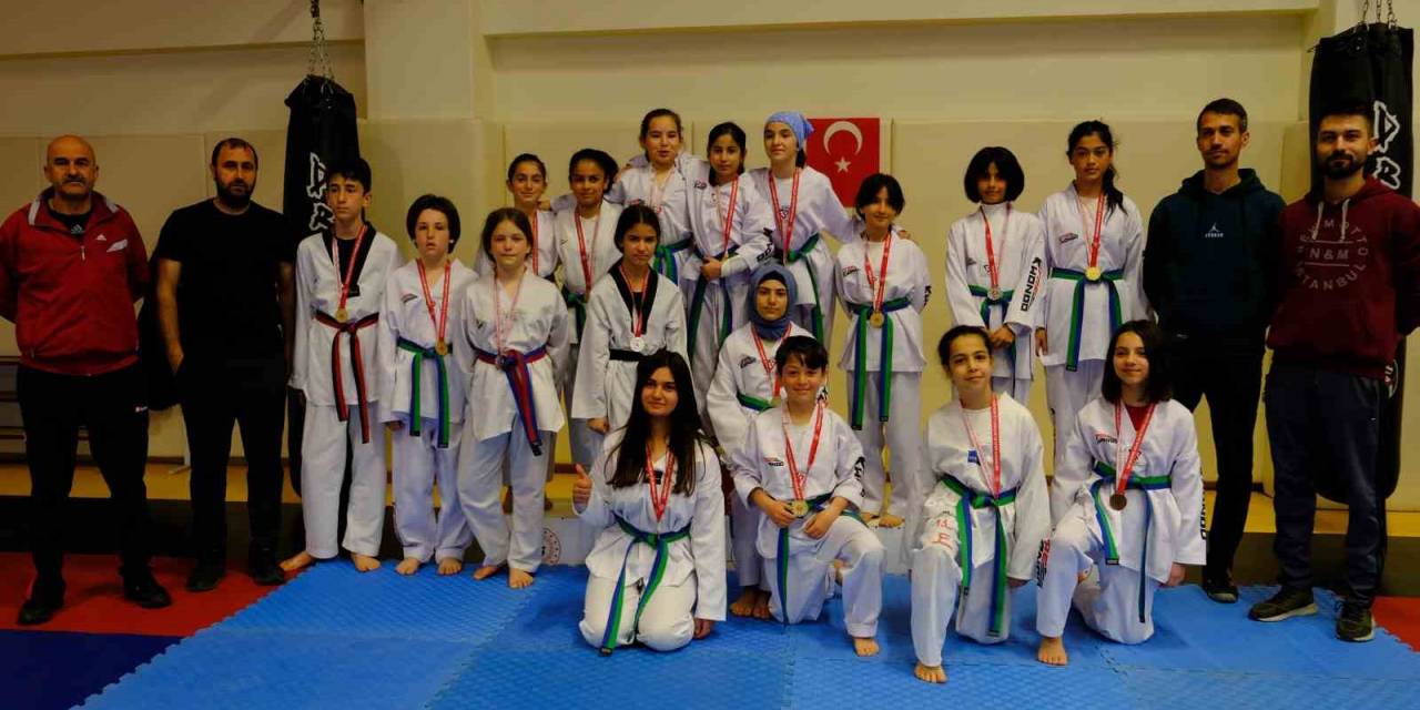 Erzincan’da Minik Tekvandocular Yetişiyor